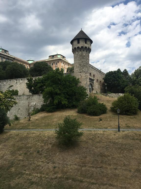 Castel View Apartment Budapest Exterior photo
